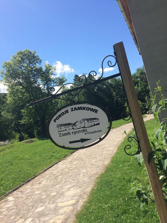 Zamek W Dziegielowie Exterior foto